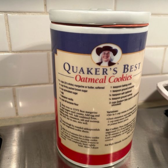Glass Old Fashioned Quaker Oats Canister - Picture 5 of 8